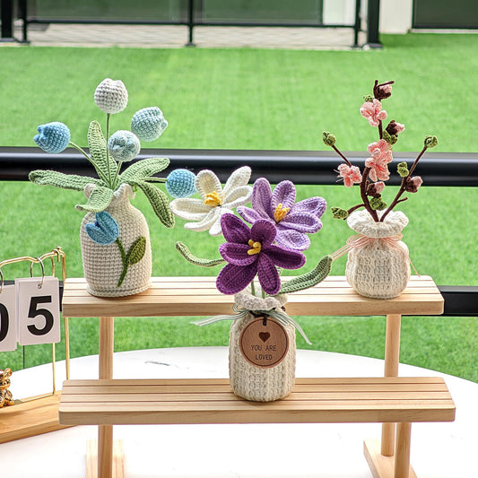 Handmade Crochet Flowers: Everlasting Table Decoration with Custom Tag